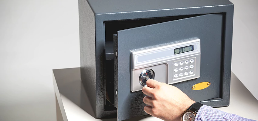 Jewelry Safe Unlocking Service in Coto de Caza, California